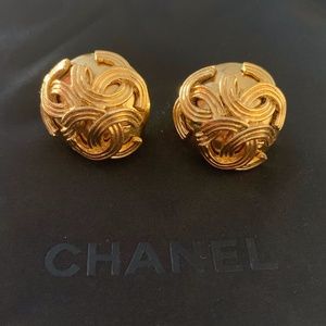 Chanel Vintage Triple CC Clip On Earrings